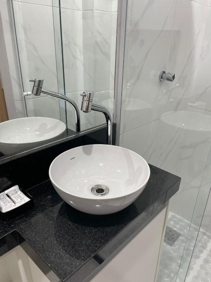Apartamento Moderno E Super Confortavel Localizado A Alguns Passos Da Praia Grande Арраял-ду-Кабу Екстер'єр фото